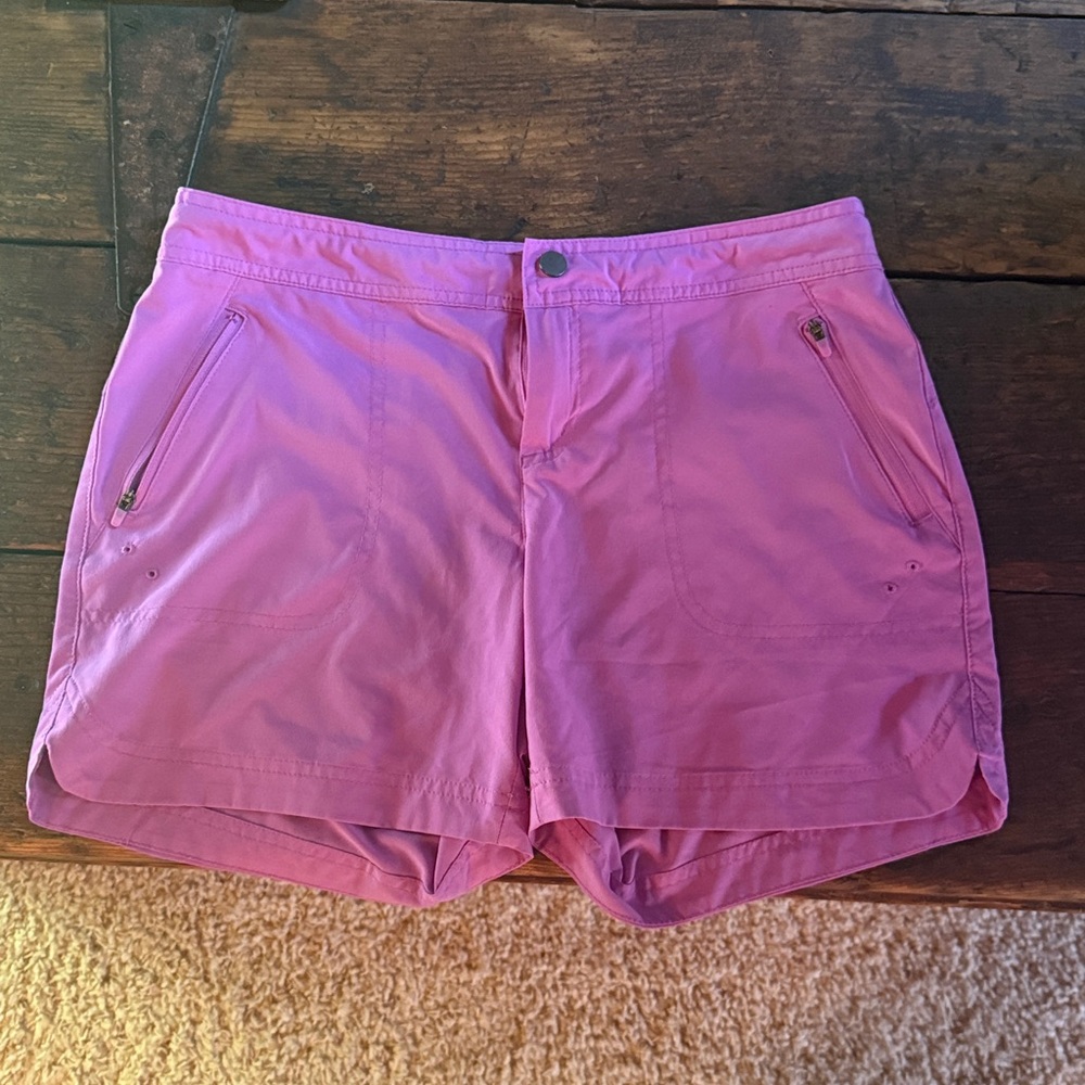 Title Nine Rogue Shorts 5" Orchid Size 4